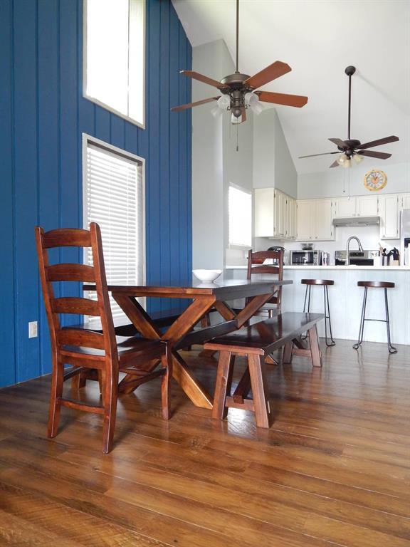 36 April Point Dr N, Montgomery, TX 77356 Condo for Rent in