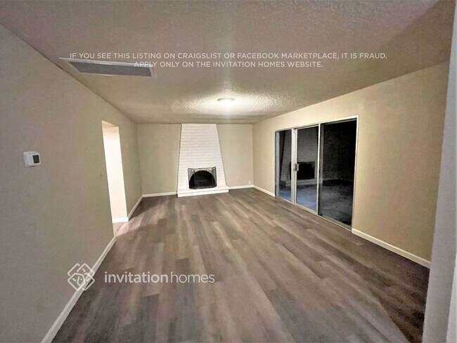Building Photo - 631 Meadows Ct