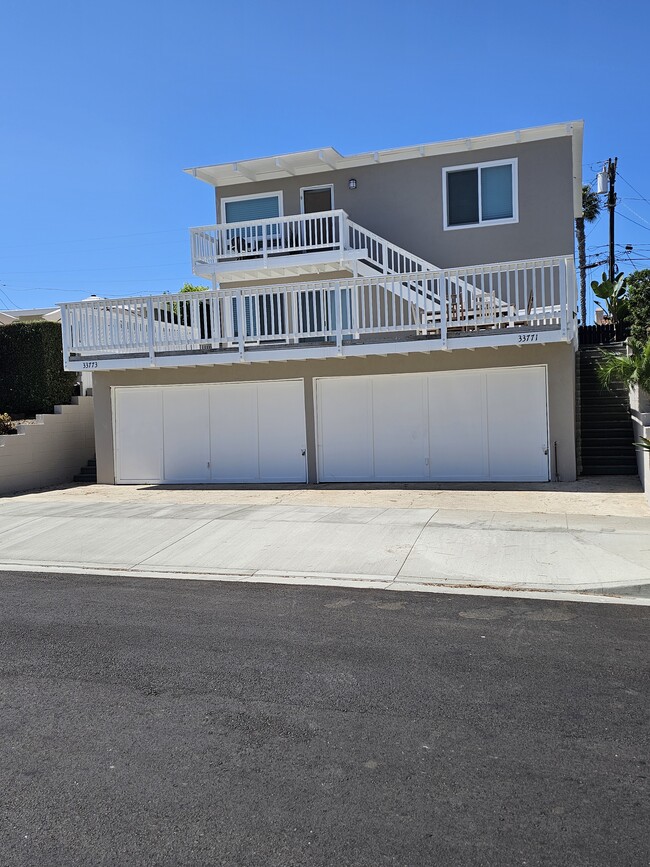 Private 2car garage - 33773 Street of the Violet Lantern