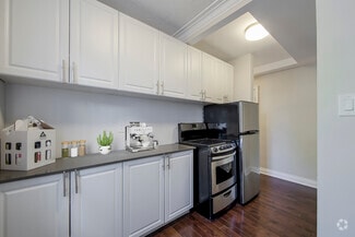 Building Photo - 338 Donlands Ave
