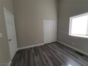 Building Photo - 5990 Badlands Ln