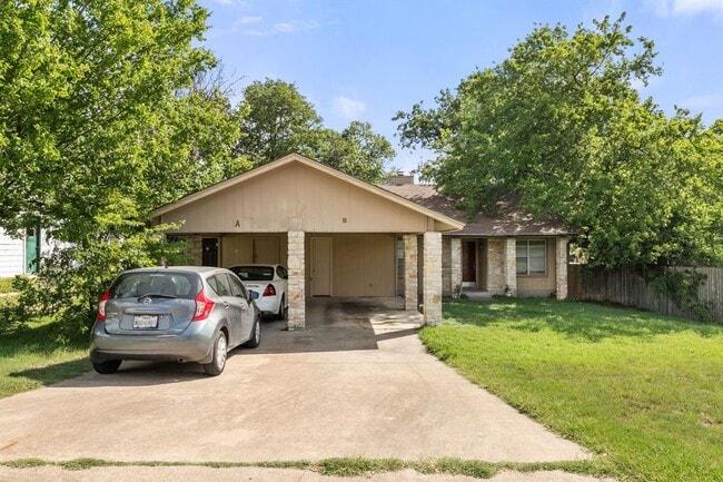 Building Photo - 818 Sirocco Dr
