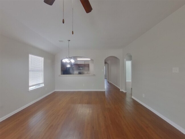 Foto del edificio - 21434 Jamals Way
