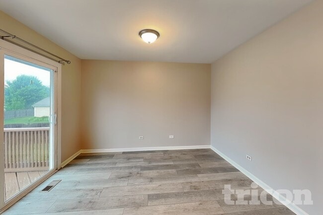 Building Photo - 2513 Ruth Fitzgerald Dr