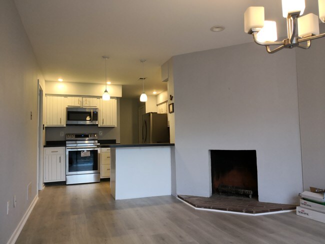 Foto del edificio - 17 Oak Knoll Dr