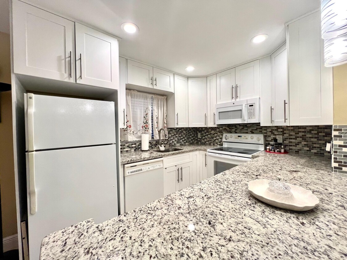 Foto principal - 176 Tuscany Ln