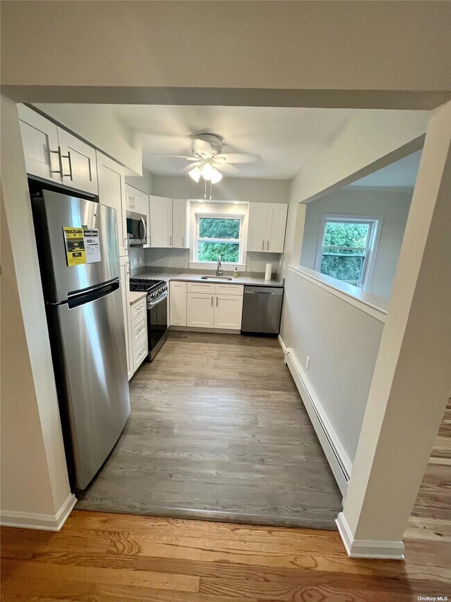 Building Photo - 1005 Rosegold St