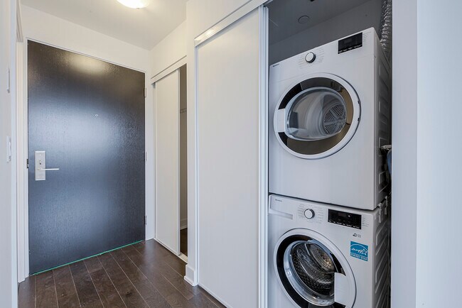 Photo du bâtiment - 181-181 Bedford Rd