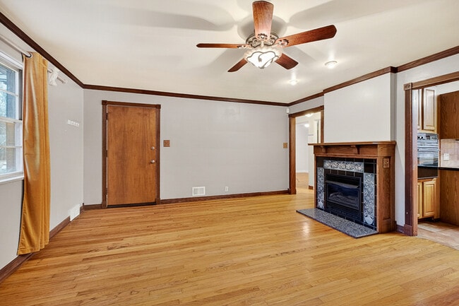 Building Photo - 1721 Woodruff Place Cross Dr