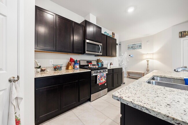 Foto del edificio - 2318 Delightful Ln