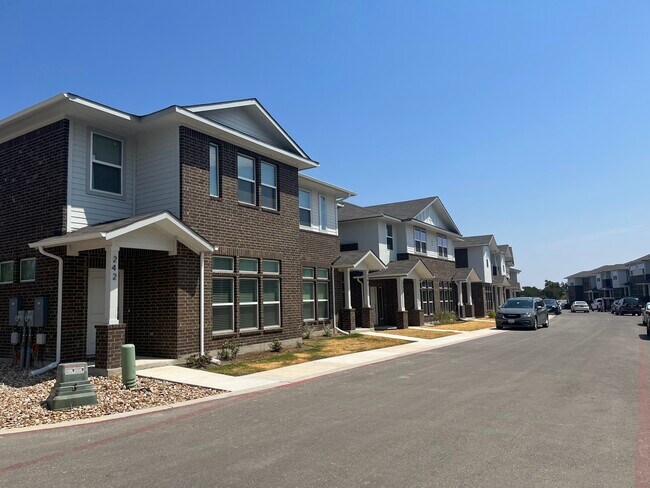 Foto del edificio - 605 W South St