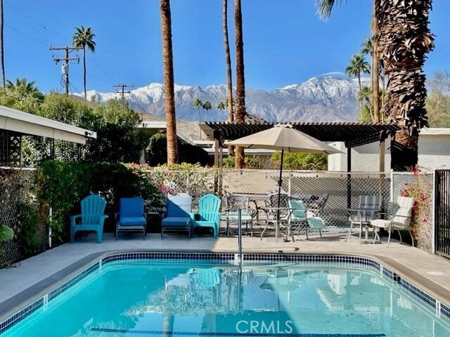 Foto del edificio - 37111 Cathedral Canyon Dr