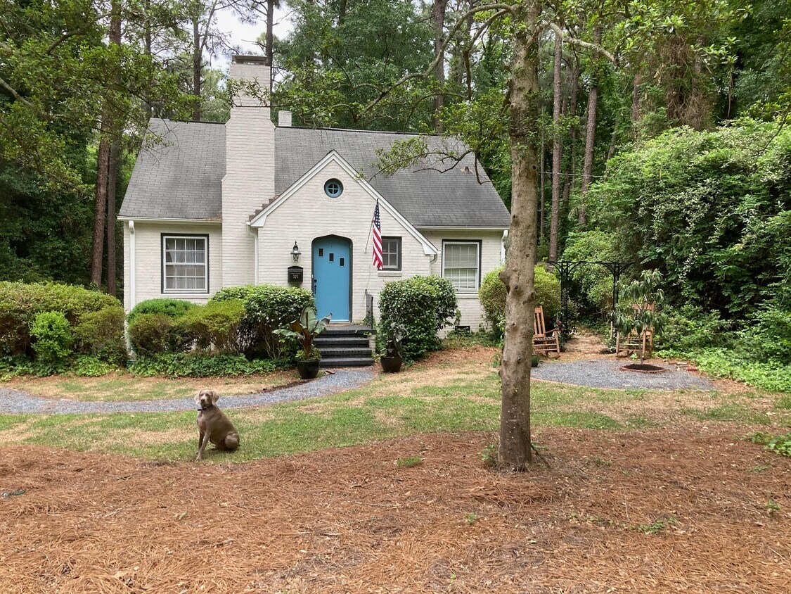 Foto principal - 325 Midland Rd
