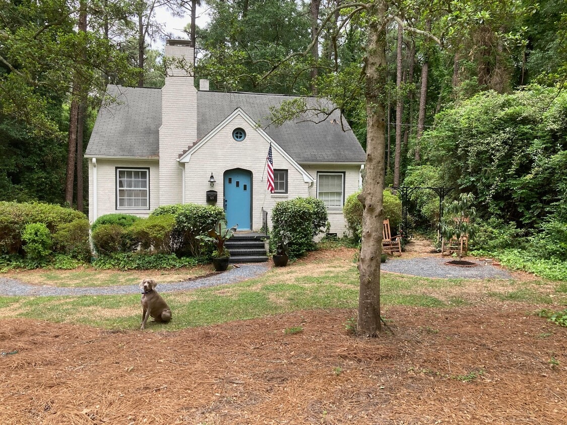 Primary Photo - 325 Midland Rd