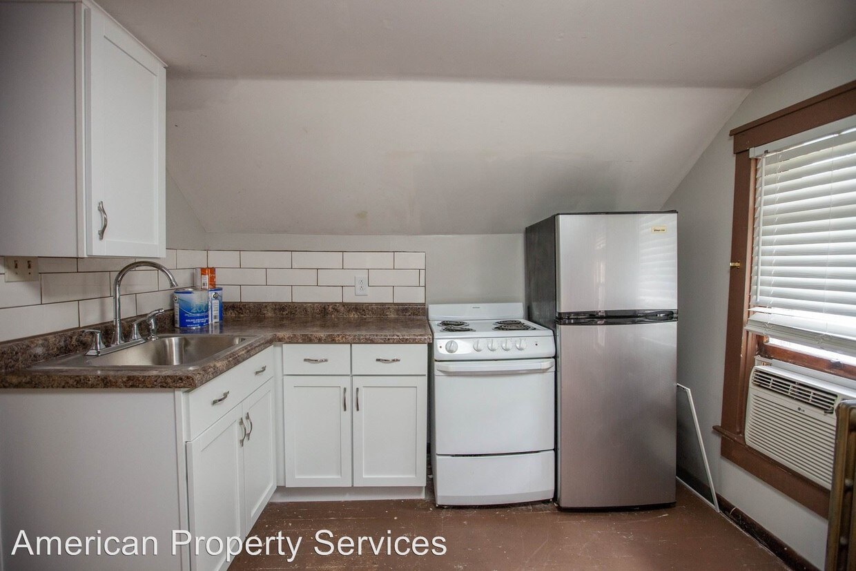 712 Fremont St, Manhattan, KS 66502 Apartment for Rent in Manhattan