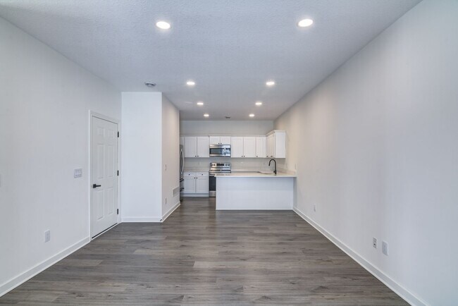 Foto del edificio - 2550 Dawes Place