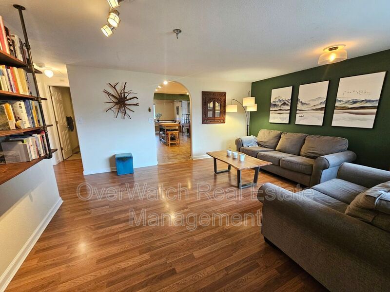 Primary Photo - 1602 Richardson Dr