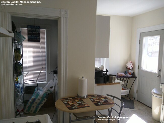 Building Photo - 32 Touro Ave