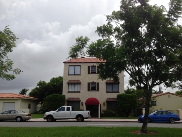 Foto del edificio - 444 Ponce de Leon Blvd