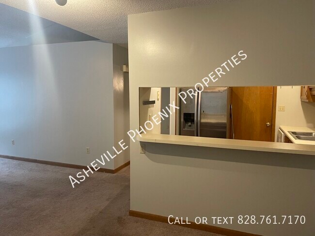Building Photo - 48 Ravencroft Lane