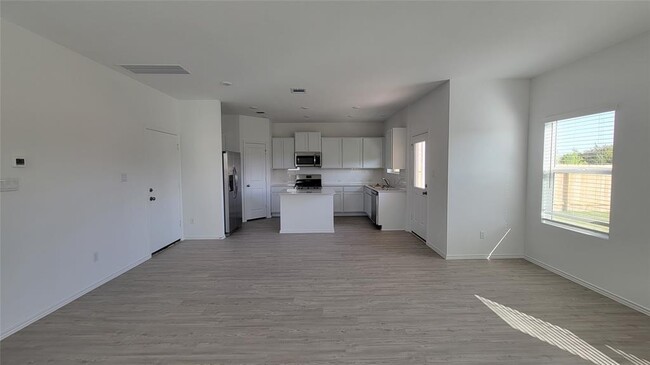 Building Photo - 102 Vis Pk Ln