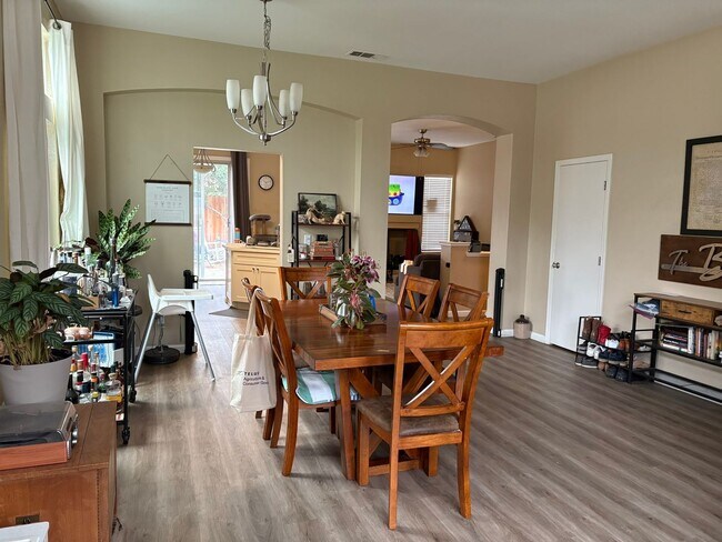 Foto del edificio - 2085 Galleon Dr