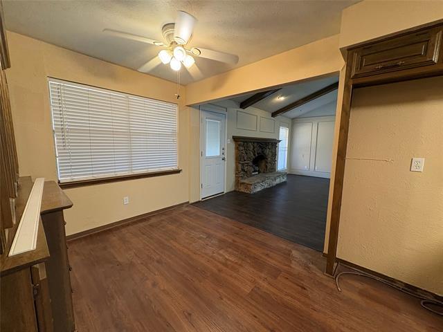 Foto del edificio - 1025 Cloverdale Ln