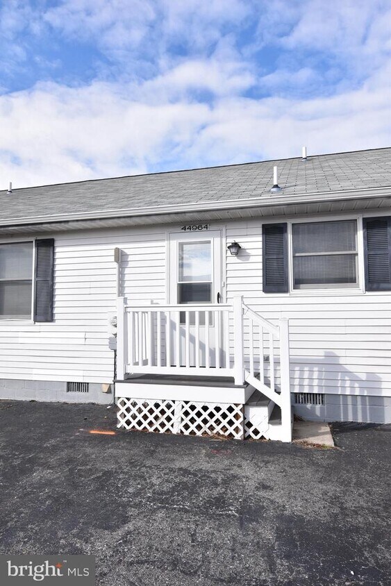 44964 Serenity Farm Ln, Callaway, MD 20620 Room for Rent in Callaway