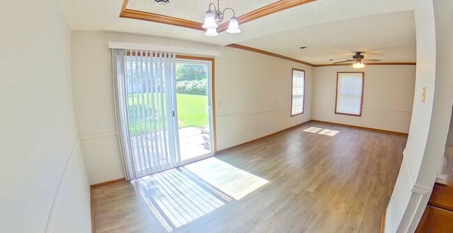 Building Photo - 2507 Candlewood Dr