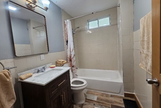 Building Photo - 8 Navillus Ter