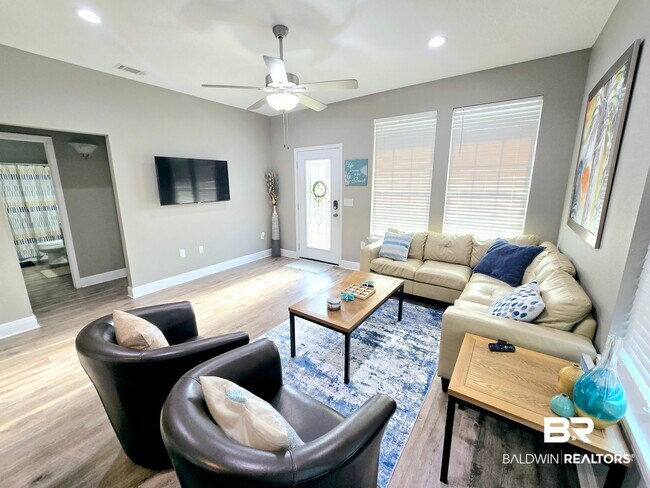 Foto del edificio - 5215 Yellow Bluff Rd