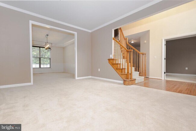 Building Photo - 105 Ticonderoga Dr