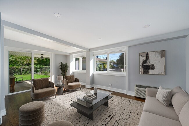 Foto del edificio - 7225 E Prairie Rd