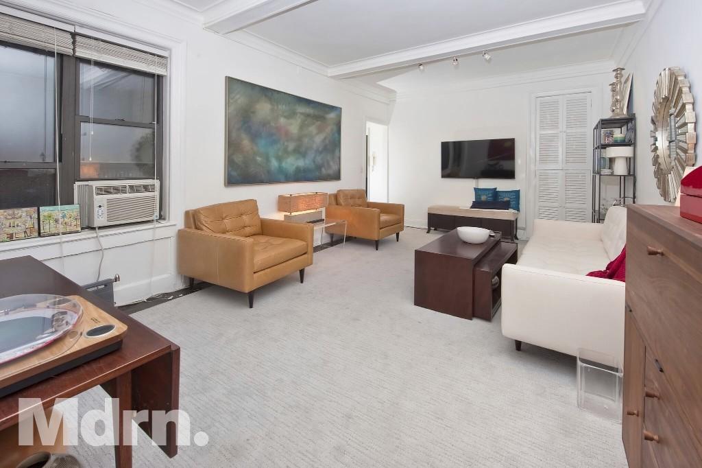 Primary Photo - 120 W 58th St
