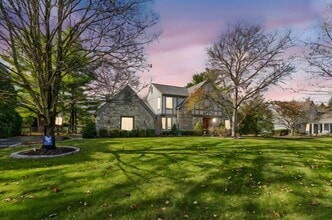 Building Photo - 5771 Dublin Rd