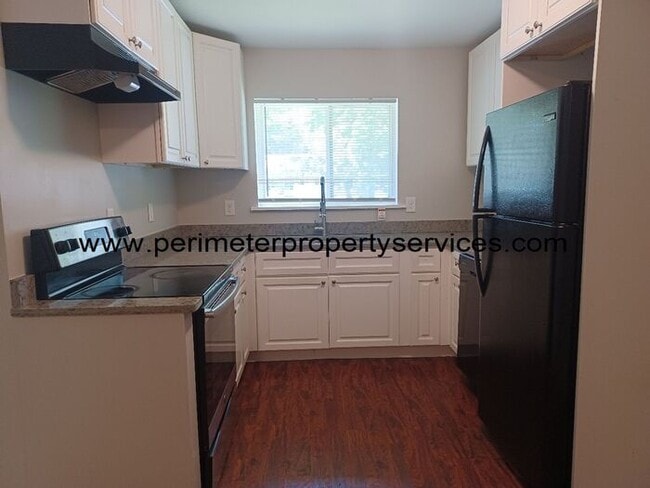 Building Photo - Wow! Come See this Awesome Unit Today!