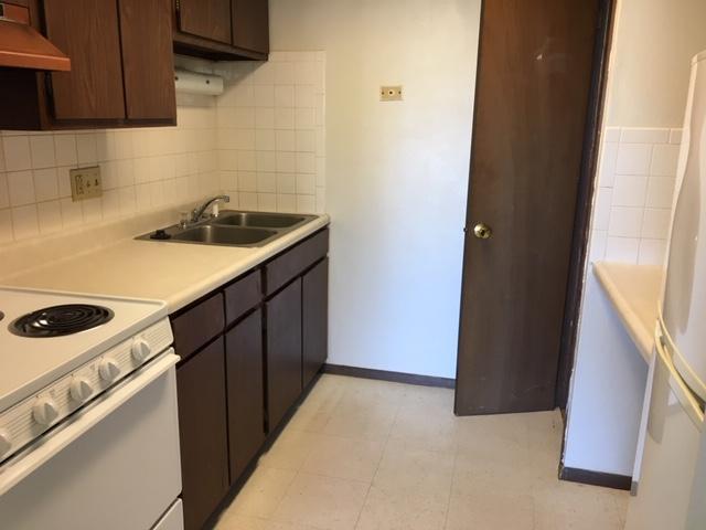 Foto del edificio - 5700 Pontiac Dr.