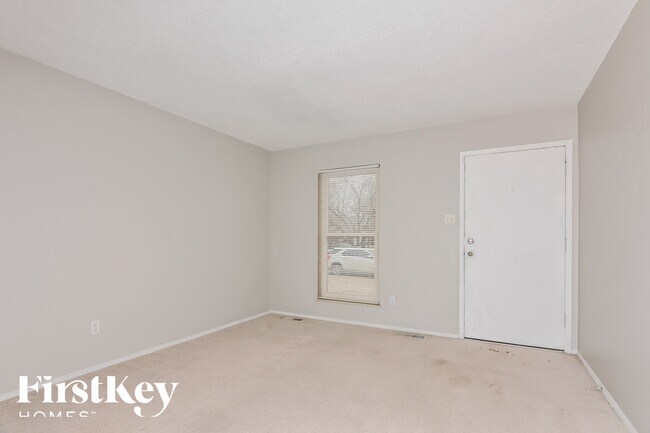 Foto del edificio - 14389 Wild Fox Ct