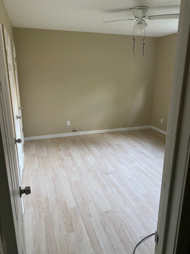 Foto del edificio - 539 Yorkshire St