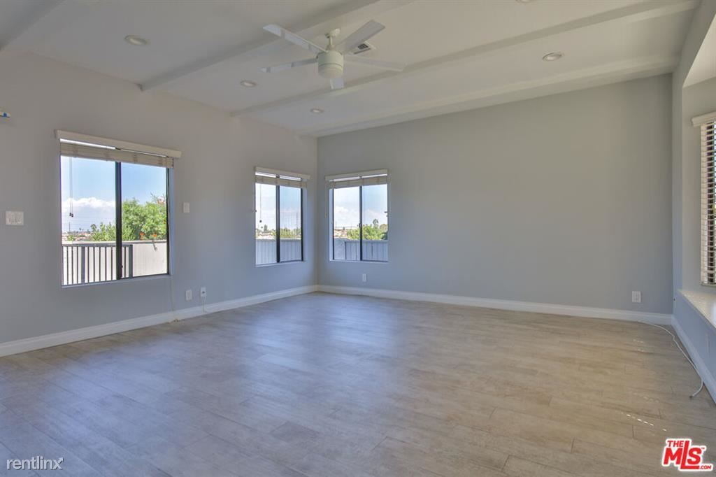 Primary Photo - 3 br, 3 bath Condo - 2405 Ripley Ave # B