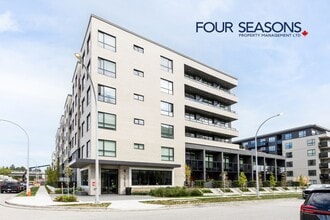 Building Photo - 15733-15733 85 Ave