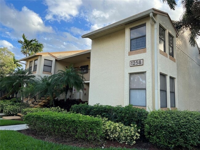 Building Photo - 1258 S Military Trail