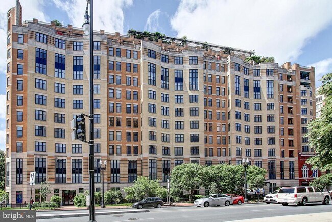 Building Photo - 400 Massachusetts Ave NW