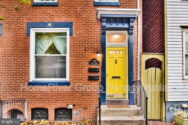 Building Photo - 228 North St
