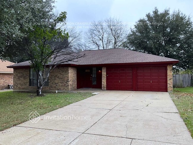 Building Photo - 717 Lynne Ln