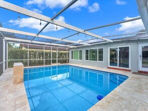 Building Photo - 11762 NW 26th Ct