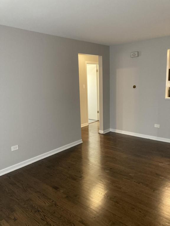 Foto del edificio - 802 E 89th Pl