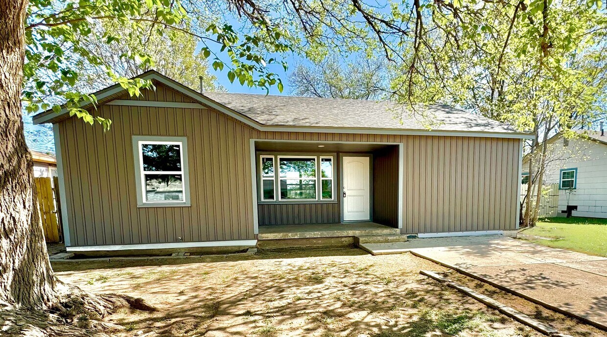 Foto principal - 2009 49th St