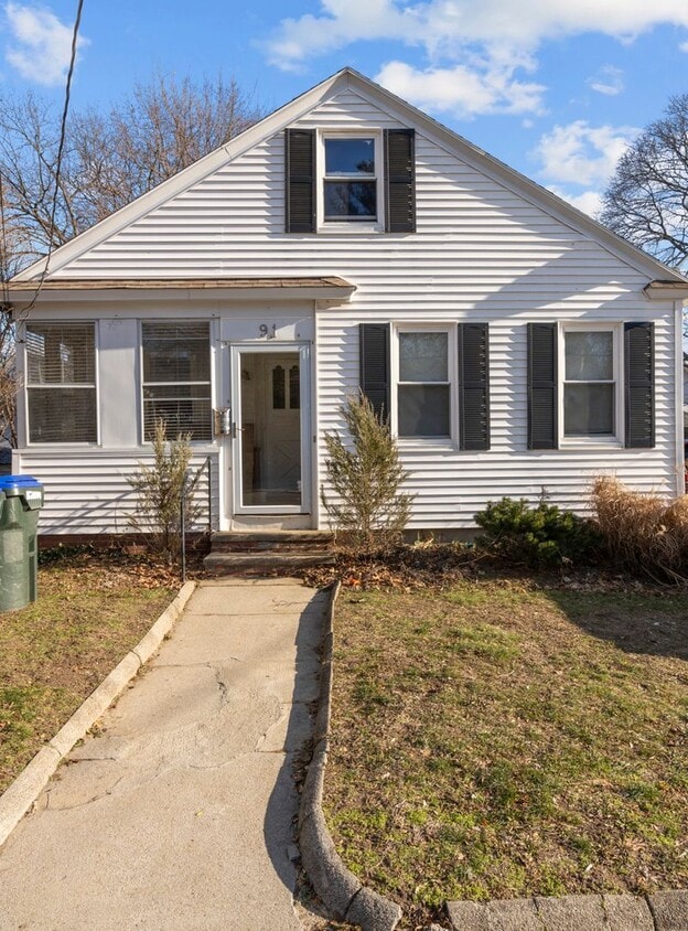 91 Tyndall Ave, Providence, RI 02908 House Rental in Providence, RI