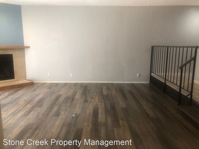 Foto del edificio - 3 br, 2.5 bath House - 5613 Victoria Ln.
